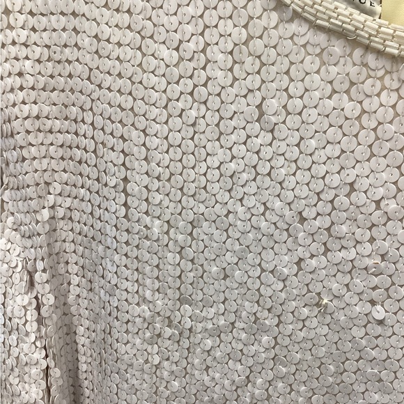 Saks Fifth avenue short sleeve sequin top - Picture 2 of 9